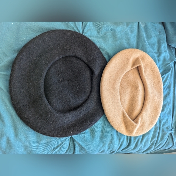 Pair Wool Berets - European style for winter! - Picture 4 of 4